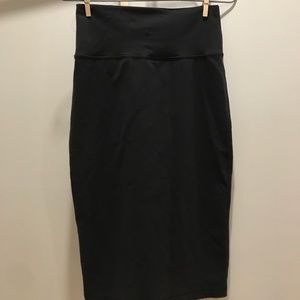 Lululemon Stretch Black Pencil Tube Skirt Sz 6